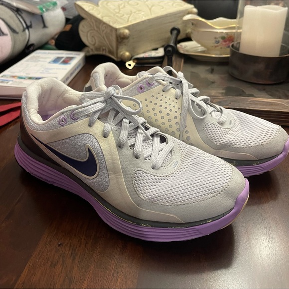 Nike Shoes - Nike women’s running shoes size 8